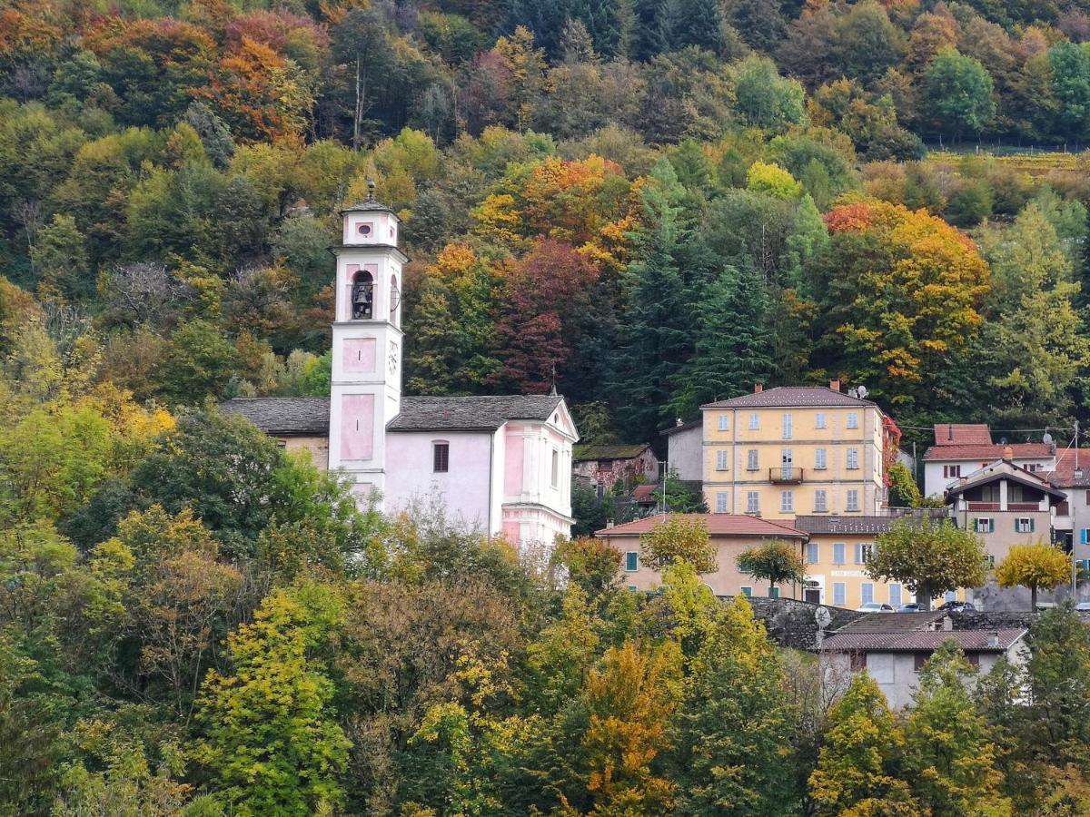 La Capinera Bed & Breakfast Muggio Exterior photo